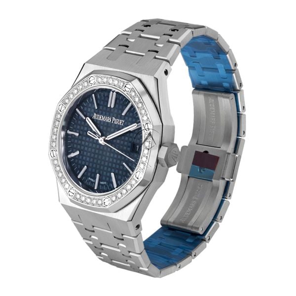 Audemars Piguet Royal Oak 15551ST, Stainless Steel, Diamond Bezel, Blue Index Dial, 37 mm - Image 2